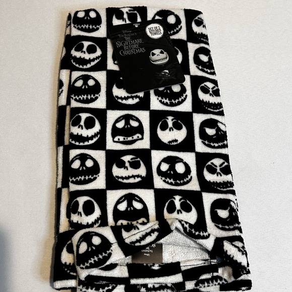 Disney The Nightmare Before Christmas Set of 2 Kitchen Towels Halloween New - Picture 3 of 4